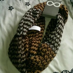 Bass Infinity Scarf