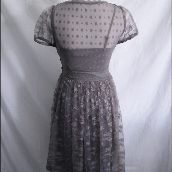 Lace Dress - Picture 4 of 4