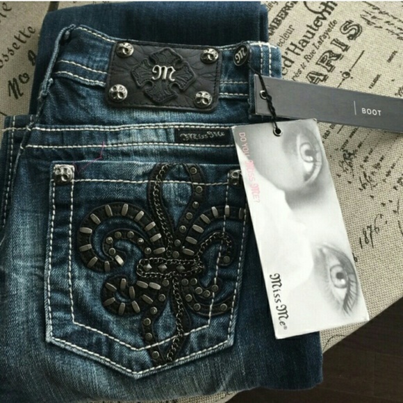 BRAND NEW MISS ME JEANS!!!!!