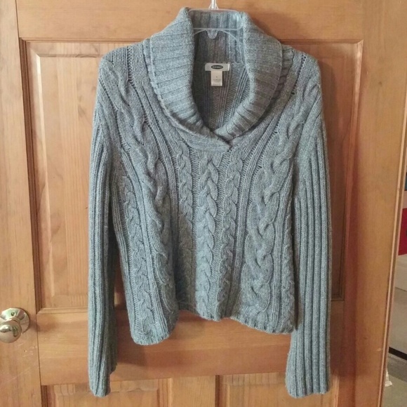 Light grey Old Navy sweater with shawl collar neck