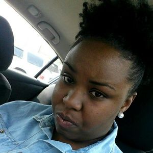 Meet your Posher, Paige