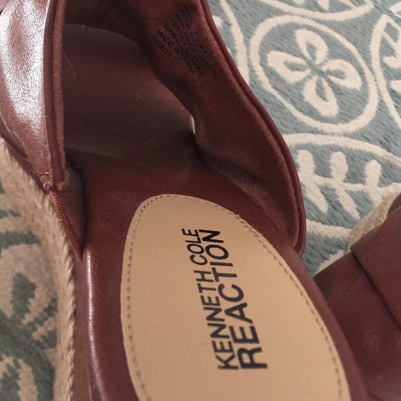 Kenneth Cole Wedges - Picture 2 of 4