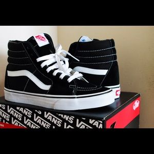 Vans Sk8 Hi retro black and white