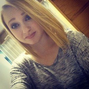 Meet your Posher, Alexis