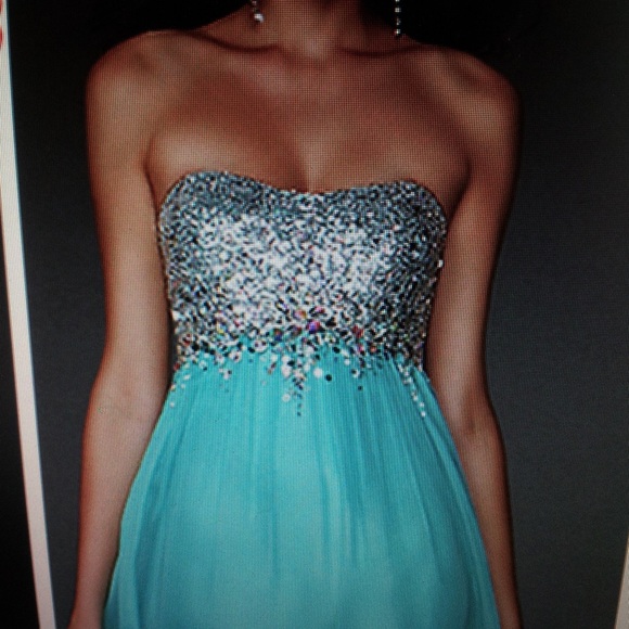 Midnight blue custom prom dress - Picture 3 of 3