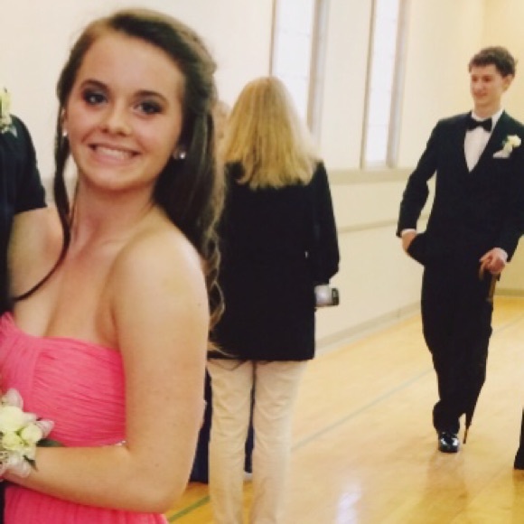 Meet your Posher, Aubrey - Picture 1 of 1