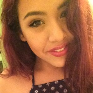 Meet your Posher, Blanca