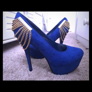 Blue Pumps