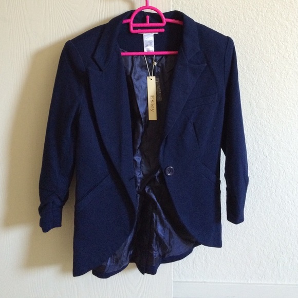 🚫SOLD🚫Navy blazer