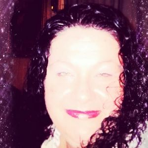 Meet your Posher, Kellie