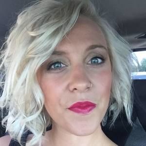 Meet your Posher, Ali