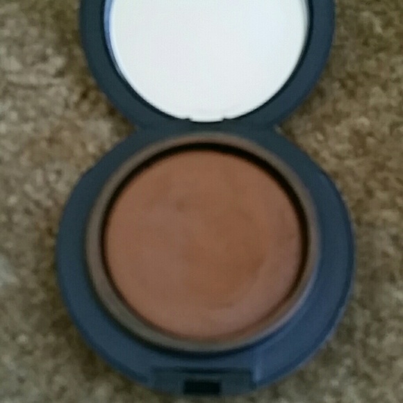 Foundation - Picture 3 of 3