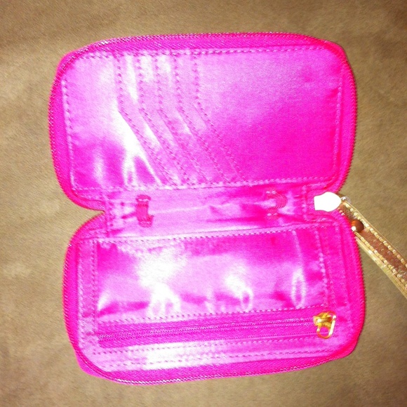 ✔️SOLD✔️ Lilly Pulitzer Smart Phone Wristlet - Picture 3 of 3