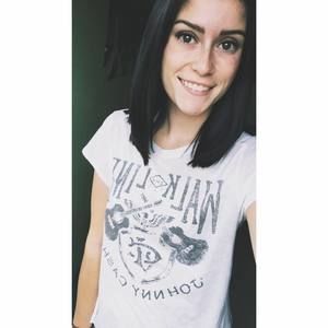 Meet your Posher, Katie