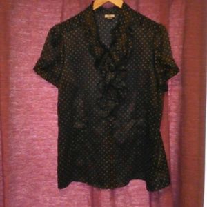 Polka dot ruffle button up top