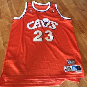 Lebron James Cavalier Jersey