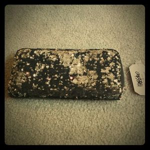 *SPARKLY* Large zip around wallet