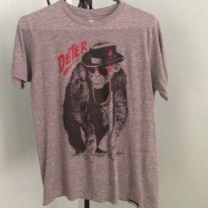 Like new!! DETER tshirt.