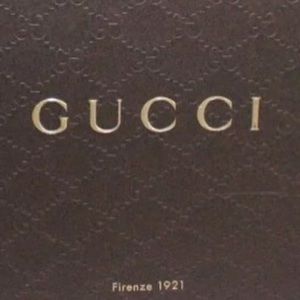 Meet your Posher, Ellen