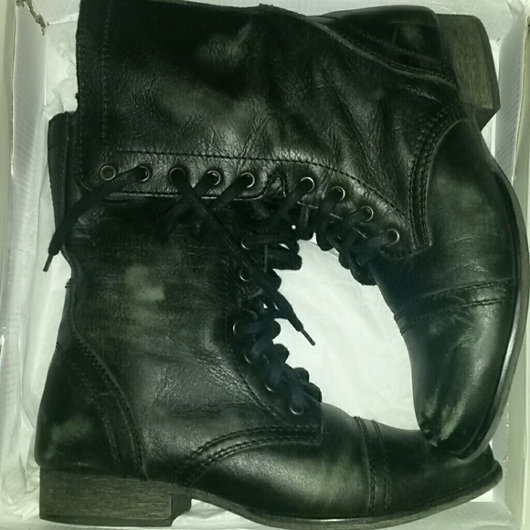 Steve Madden Troopa