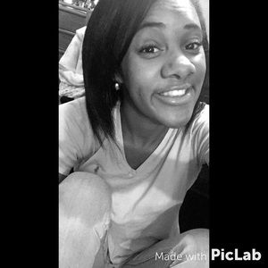 Meet your Posher, April