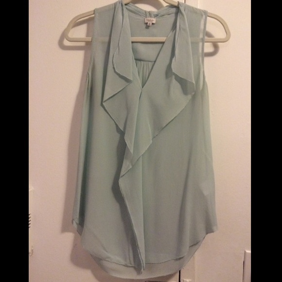 Beautiful NYC boutique silk blouse