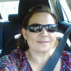 Meet your Posher, Leticia