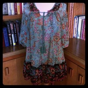 RUFFLED TUNIC FLORALS PATTERN 3/4 SLEEVE