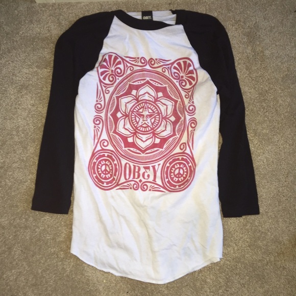 Obey shirt