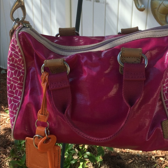 Hot pink Fossil Key-Per handbag GUC