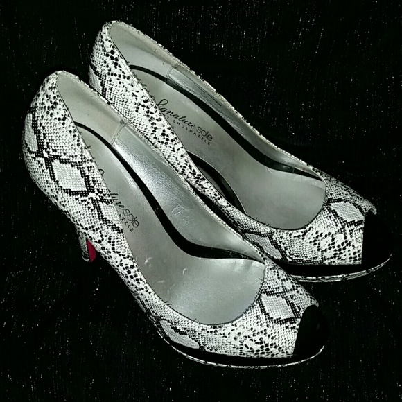 Snakeskin Peep Toe Pumps