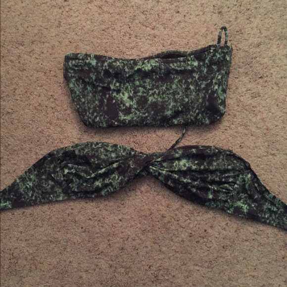 Bathing suit