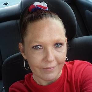 Meet your Posher, Alicia