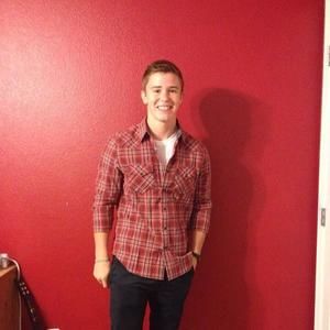 Meet your Posher, Kyle