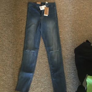 BRAND NEW! H&M high waisted skinny pants