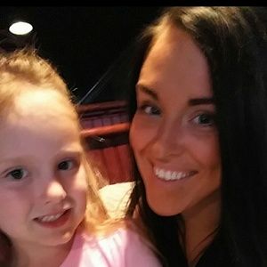 Meet your Posher, Brianna