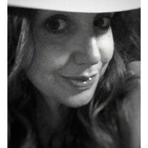 Meet your Posher, Kara