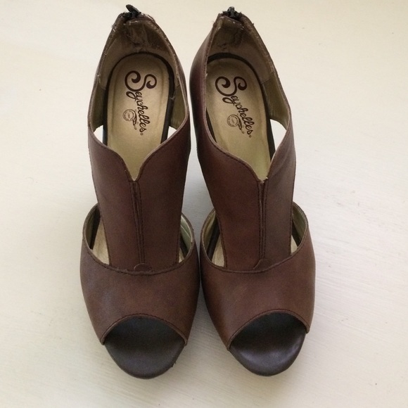 Seychelles brown platform shoes in leather