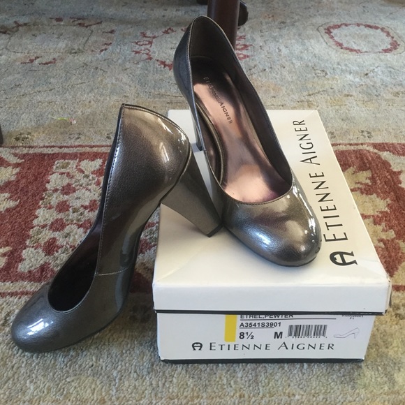 Etienne Aigner heels