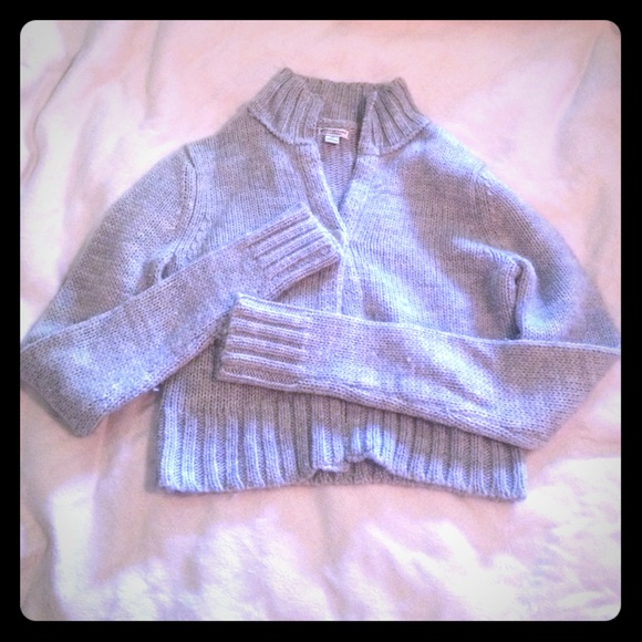 American Eagle crop top sweater