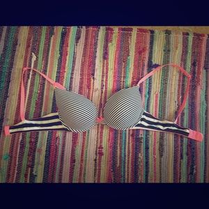 Victoria's Secret everyday bra