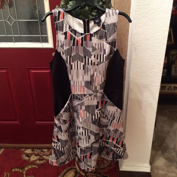 Cute fun print sleeveless dress size XL.