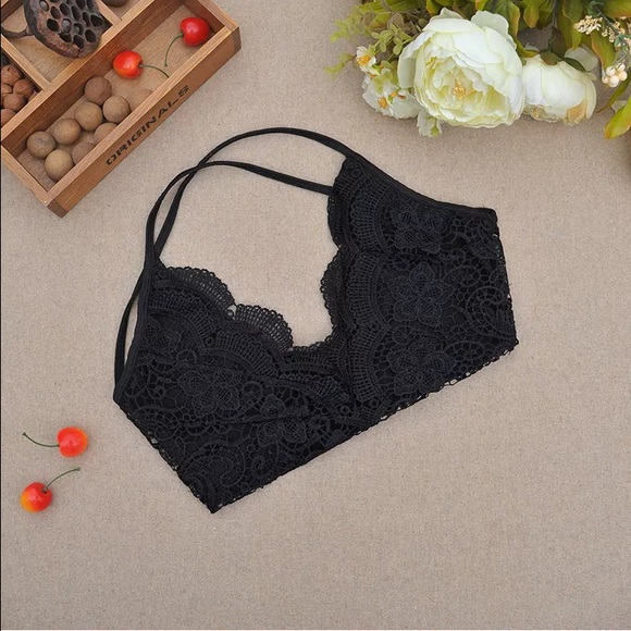 A 5 ๐๐!! Camisole Crop top black S/M/L NEW!!๐ - Picture 3 of 4