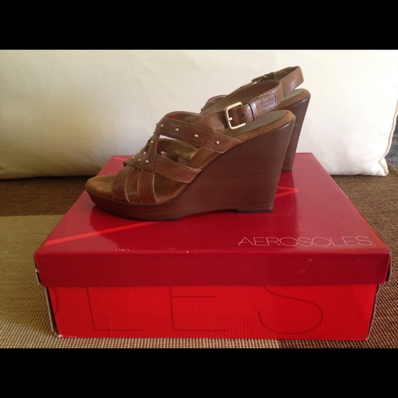 Aerosoles wedge sandals