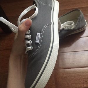 Women's gray vans