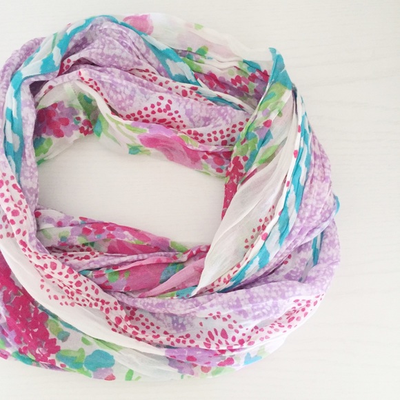 American Eagle Floral Infinity Scarf