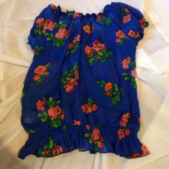 HOLLISTER FLORAL SHIRT πΈ - Picture 2 of 3