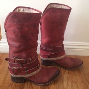 Freebird Drove Boots - Wine color