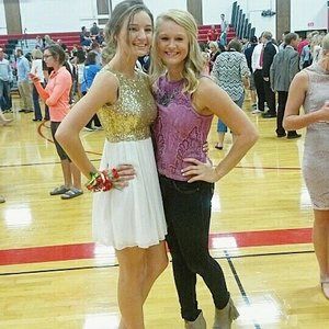 Meet your Posher, Alyssa