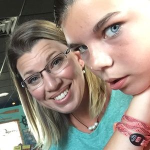 Meet your Posher, Robyn